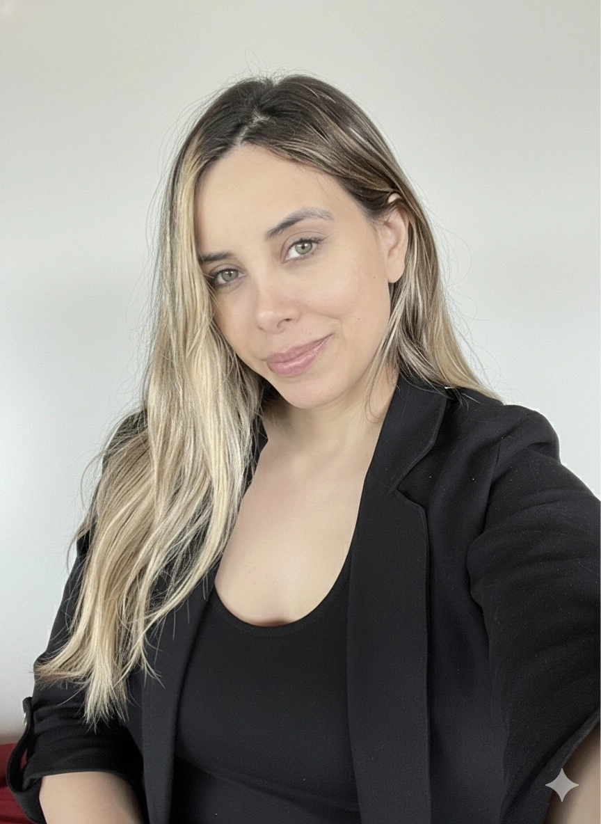 Fotografía profesional de la Psicóloga Francisca Cañas